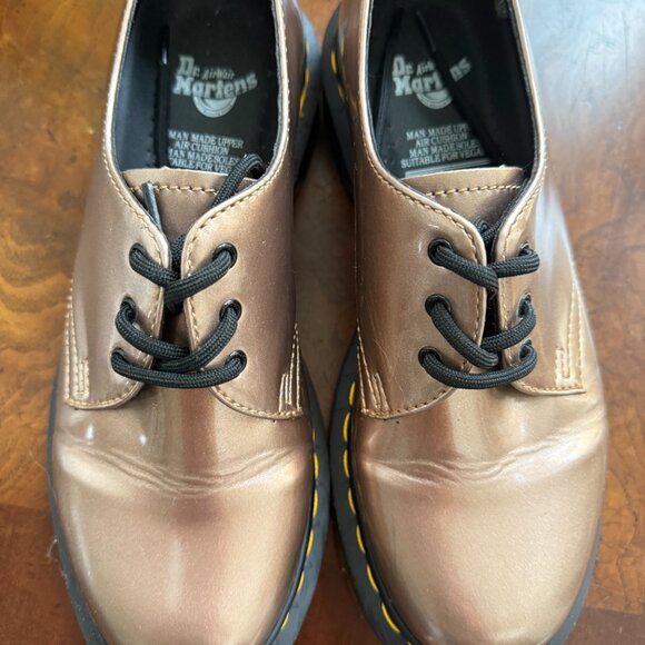 NEW With Tags - Dr Martens rose gold oxford vegan leather - Picture 3 of 5